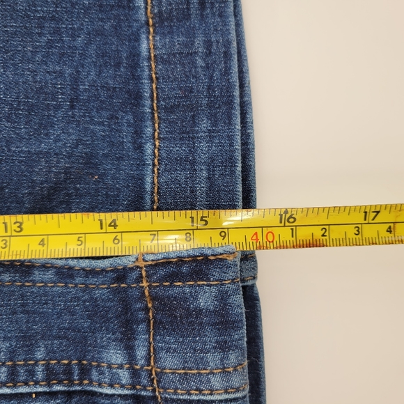 Madewell Stretch Denim A-Line Mini Skirt in Salisbury Wash 2 - Picture 9 of 9